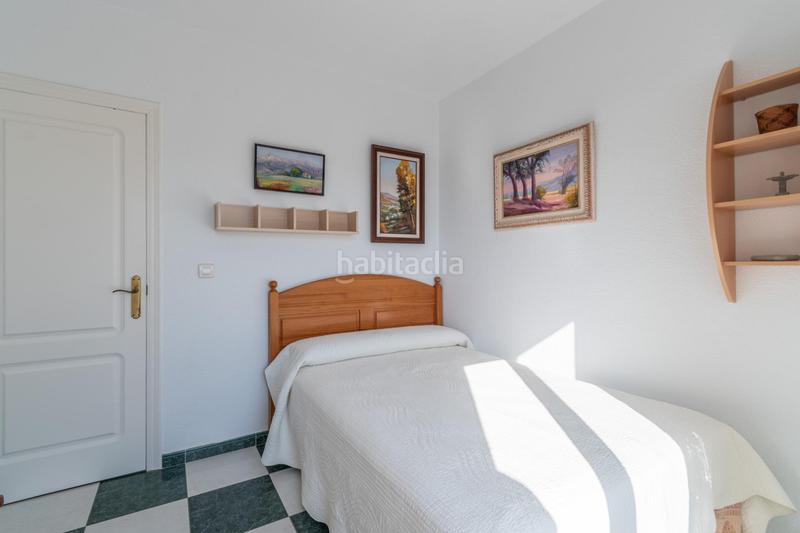 Foto 0127e146-21ed-45e9-b664-7fe6bd605e59. Appartement dans avenida avenida andalucia 6. 6 dans Salobreña