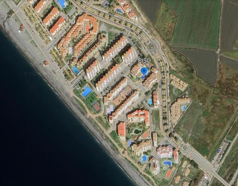 Foto 51fd86bc-2fba-466d-a322-358806e2c23e. Appartement dans avenida avenida andalucia 6. 6 dans Salobreña