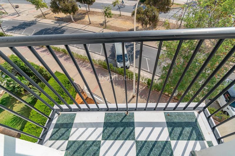 Foto 7e9bf9c3-838b-4554-bc6a-9995f8f13b05. Appartement dans avenida avenida andalucia 6. 6 dans Salobreña