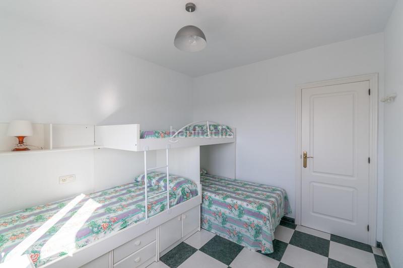 Foto ebe21cc4-7fcc-475e-b0d7-b6fbb70cb8ff. Appartement dans avenida avenida andalucia 6. 6 dans Salobreña