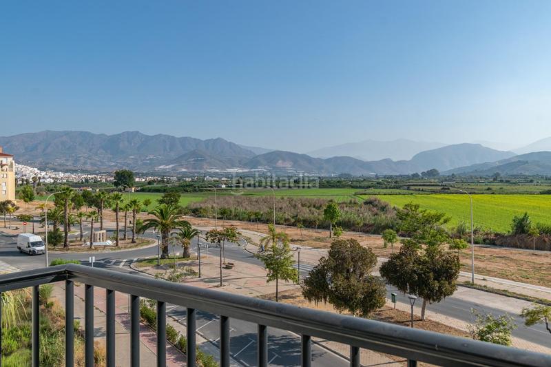 Foto f3be5d0c-557e-416b-8b08-358e71dd8fea. Appartement dans avenida avenida andalucia 6. 6 dans Salobreña