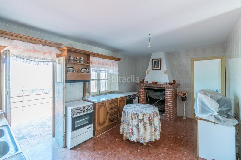 Foto eaa8f483-9b10-4588-8995-b1f5a7d9485d. Casa fantastica oportunidad con vistas increibles !!!! en Deifontes