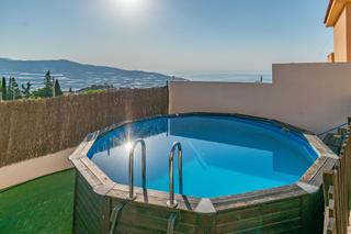 Casa en Gualchos. Exclusivo chalet con impresionantes vistas al mar y la montaña.