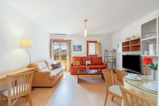 Appartamento  Calle de elvira. Bonito apartamento en calle elvira