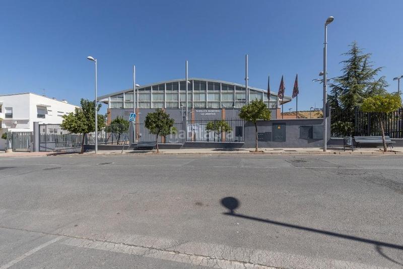 Foto 33f65b48-23b4-483a-b1b5-0ca23ce13800. Casa pareada  con piscina, en Huétor Vega