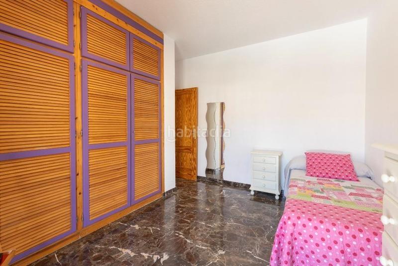 Foto 3db1e827-fa09-4fe8-bf12-1eb93437e15b. Casa pareada  con piscina, en Huétor Vega