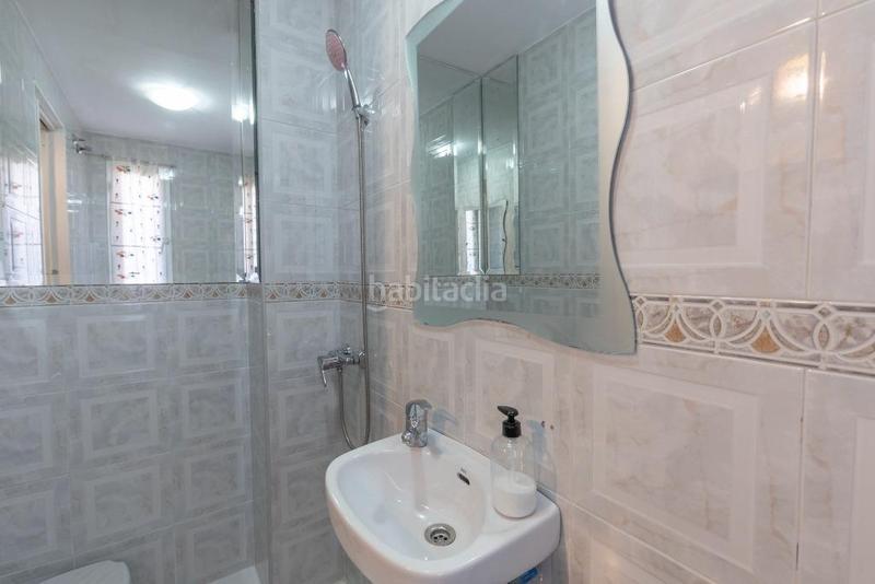 Foto 749893dc-ac68-4582-b9e9-3c5a2b9e2a88. Casa pareada  con piscina, en Huétor Vega