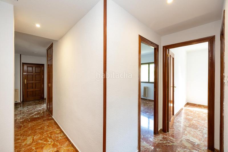 Foto 6eeb532f-1f93-4065-95bf-4eb501867242. Location appartement avec chauffage parking dans Pajaritos Granada