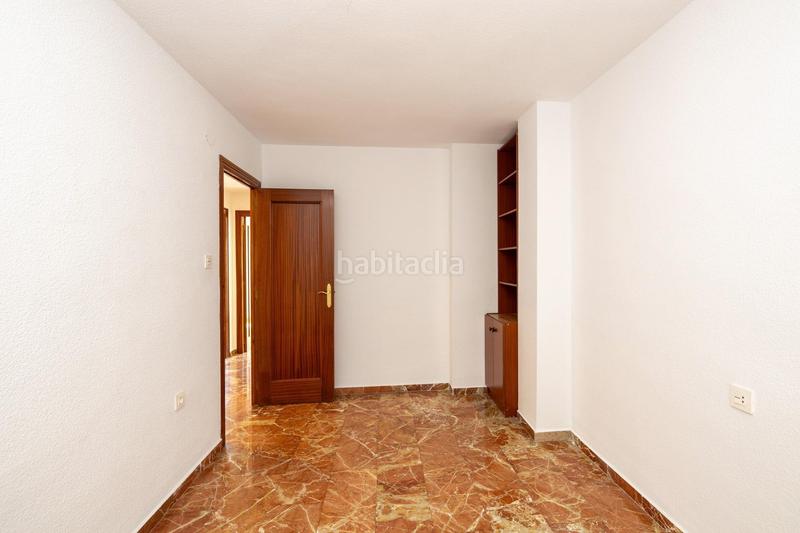 Foto a608f65d-35d5-4f4e-8285-59a9de142b1a. Location appartement avec chauffage parking dans Pajaritos Granada