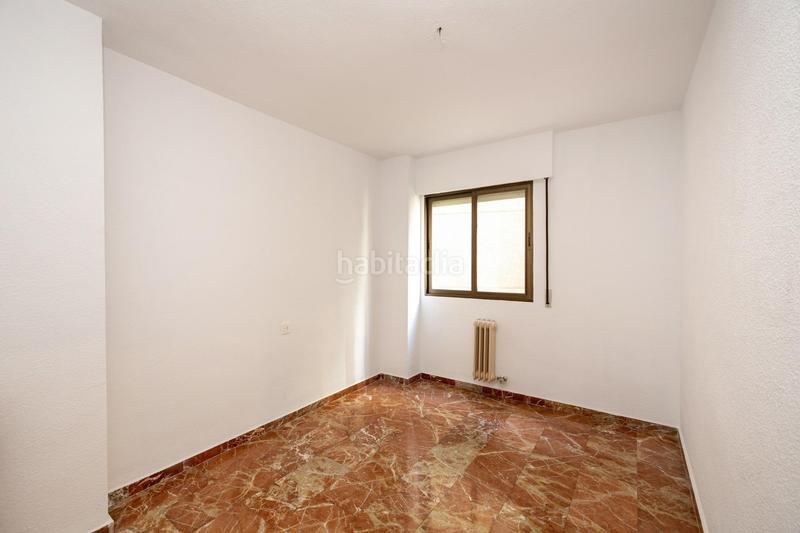 Foto 1a902053-0389-4106-8aac-fc8aee9109f4. Rent flat with heating parking in Pajaritos Granada