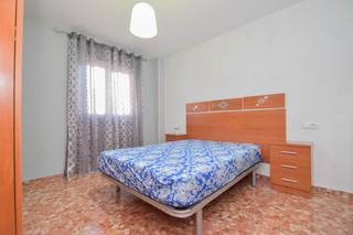 Appartement  Calle perez galdos. Piso con plaza de garaje y trastero incluido