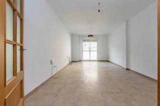 Pis  Calle delicias. Moderno piso en el corazón de almería  barrio los molinos