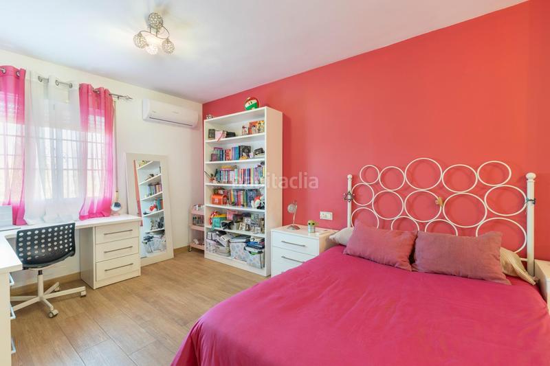 Foto 269c8a39-3c46-4efb-b470-3d2b9fce3109. Chalet en Cortes-Huertas Madrid