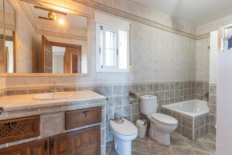 Foto f6946839-b317-475f-9511-1e193f43e95e. Xalet amb calefacció aparcament piscina a Cortes-Huertas Madrid