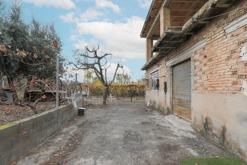 Foto c66bffad-5dc2-4fb2-bcbd-e73630786132. Mas avec parking dans Gójar