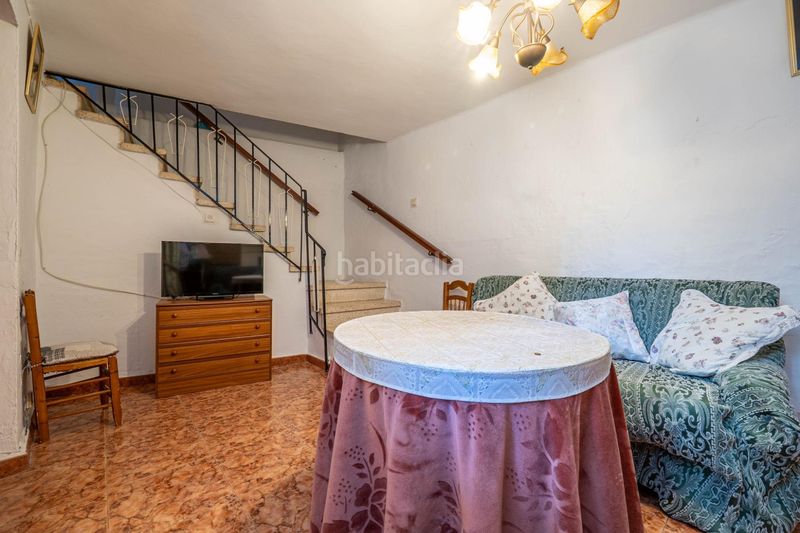 Foto 815edb85-c0e4-410b-a673-522b84058603. Casa a Albuñuelas
