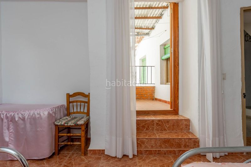 Foto aac5f98c-8534-47e5-96e3-f6a17c4e0b79. Casa a Albuñuelas