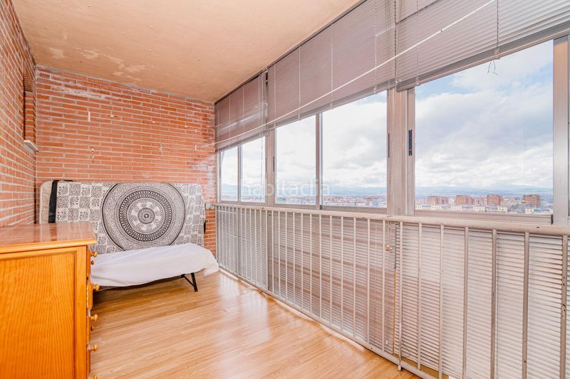 Foto 04f7dcfc-9121-484e-8e07-1bbed00e92e4. Dúplex amb aparcament a Joaquina Eguaras Granada