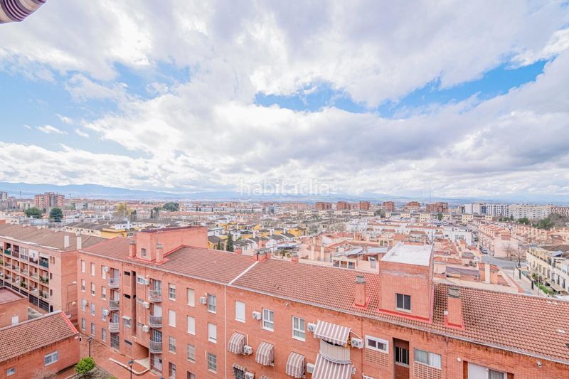 Foto 917146b2-8513-40fa-ac59-5c57639bf2ce. Dúplex amb aparcament a Joaquina Eguaras Granada