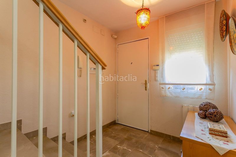 Foto 0572a984-5657-4ba7-9963-7149b7f5133f. Casa adossada amb calefacció aparcament a Cerrillo de Maracena - Periodistas Granada