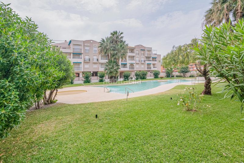 Foto 33ce52c8-add1-421b-87aa-dc25a5ec2986. Pis amb piscina a Salobreña costa Salobreña