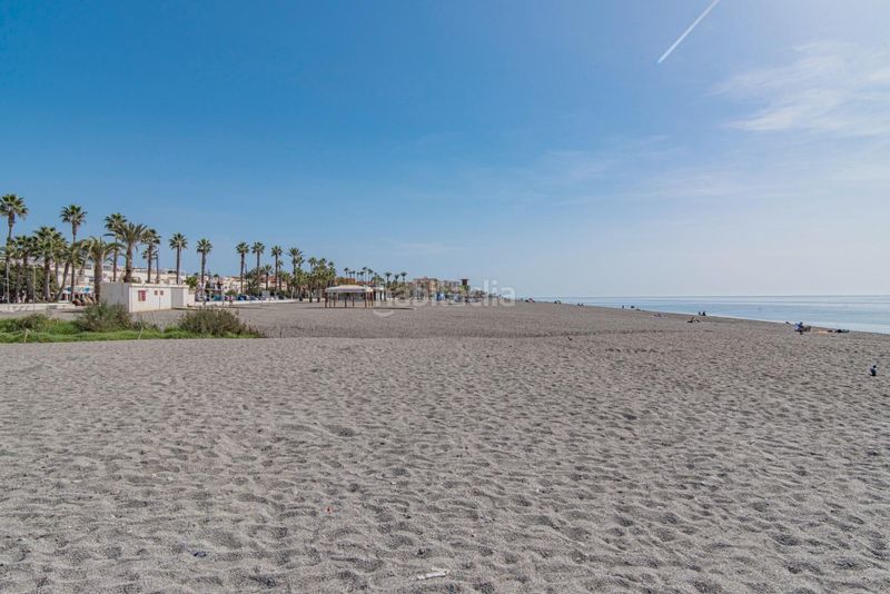 Foto f5dd6716-c7ac-4462-8961-69c395ef27a1. Pis amb piscina a Salobreña costa Salobreña