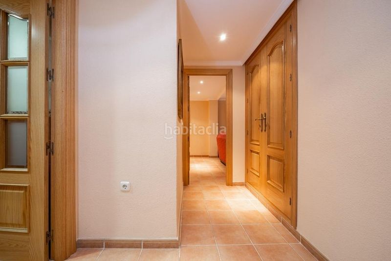 Foto 2b059fa0-827a-489d-8b78-b8f315f4d001. Piso en calle calle almona vieja 7 piso en el centro , totalmente reformado con dos grandes dormitorios y un baño en Granada