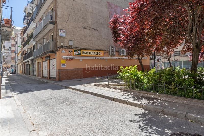Foto 35b17064-2bd9-4e59-afaa-184d3b647102. Piso en calle calle almona vieja 7 piso en el centro , totalmente reformado con dos grandes dormitorios y un baño en Granada