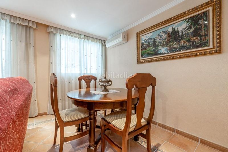 Foto a5d178bc-adf0-48ab-96e7-1b4b10674eb8. Piso en calle calle almona vieja 7 piso en el centro , totalmente reformado con dos grandes dormitorios y un baño en Granada