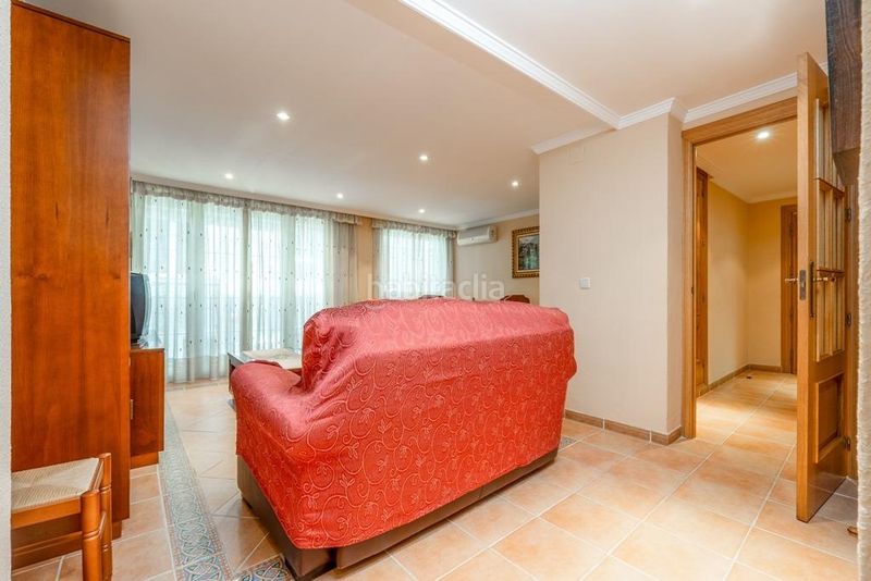 Foto f32c16eb-4b4f-468f-ab6f-697bdee5c2b7. Piso en calle calle almona vieja 7 piso en el centro , totalmente reformado con dos grandes dormitorios y un baño en Granada