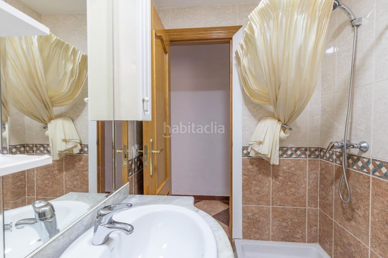Foto 211a70b6-aae7-4266-aebe-0fb681e89473. Pis a Barrio de Zaidín Granada