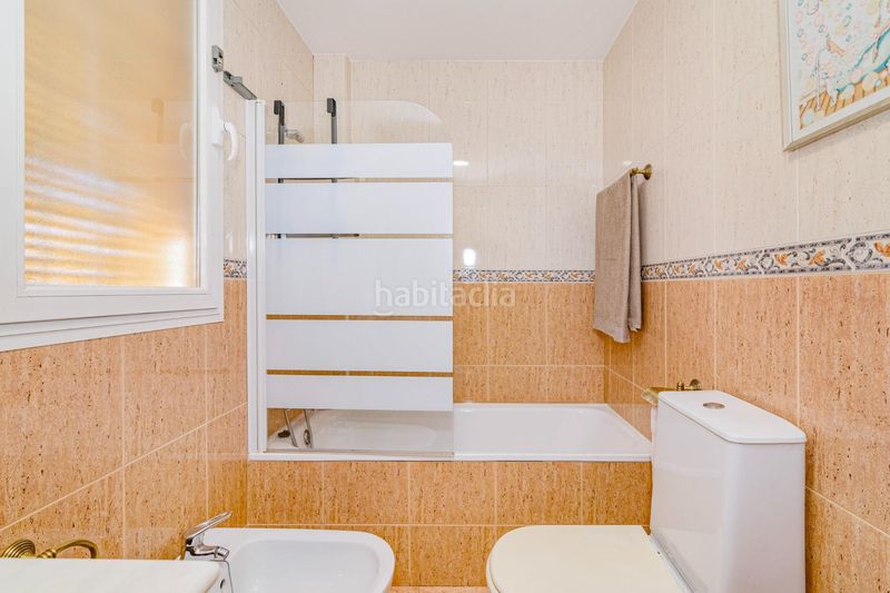 Foto 230d1e9f-35ad-4b0a-94ca-d1facde2d428. Casa aparellada amb calefacció a Ogíjares