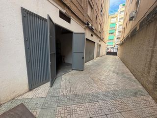 Affitto Posto auto  Calle calle gaviota. Amplia plaza de garaje cerrada e individual en pajaritos