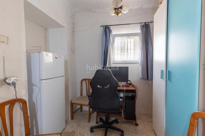 Foto 8861c4bd-fee5-4055-b6bd-63eb5d2c13ab. Casa adossada amb aparcament a La Zubia Ciudad Zubia (La)
