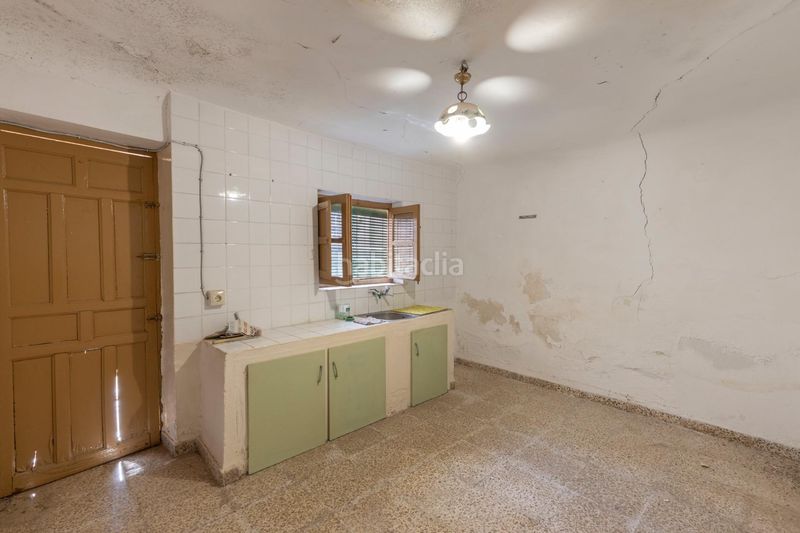 Foto fa0aeed5-15ea-401a-9991-291594042095. Casa adossada amb aparcament a La Zubia Ciudad Zubia (La)