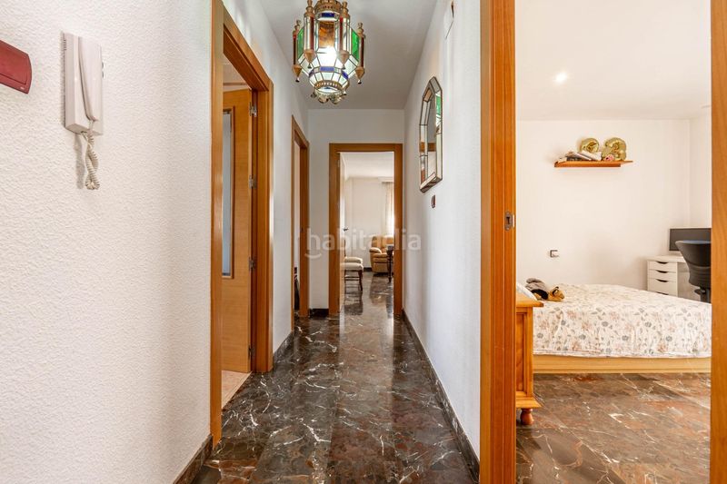 Foto a3314224-2df8-4bb3-922d-139727c15edc. Edificio  de tres plantas en la maravillosa ! en Villa de Otura