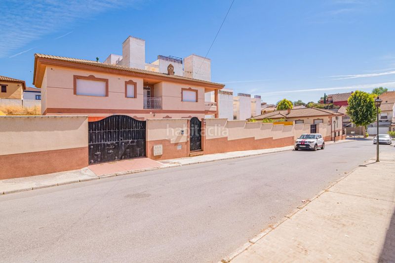 Foto af382d36-6a5e-4329-8e09-dd80d531e84c. Xalet amb piscina a Láchar