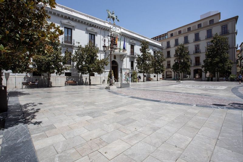 Foto ff2e966c-b8c9-4f1b-a152-8b82932e3eb3. Edificio in Centro - Sagrario Granada