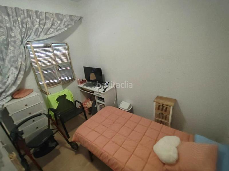 Foto 869b12da-09fa-463f-86e0-d9dc9212788c. Casa rebajado !! piso a reformar en Cerro de Reyes en Badajoz