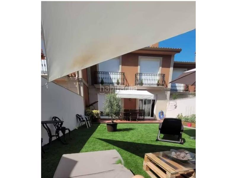 Foto 608e2ae5-ead2-4748-a5f7-7941970b8343. Casa adosada venta de chalet adosado en Sanxenxo pueblo Sanxenxo