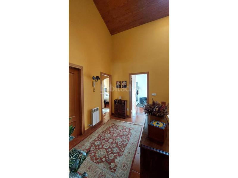 Foto f860aaff-0348-40d1-9450-ae17fe54bad0. Casa adosada venta de chalet adosado en Sanxenxo pueblo Sanxenxo