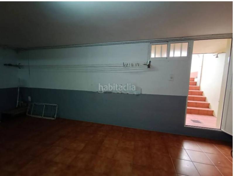 Foto a48ef3a8-940d-4070-85b8-1cd854759cf0. Casa aparellada amb calefacció aparcament a Sanxenxo pueblo Sanxenxo