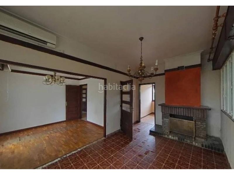 Foto 3f63b444-ebde-4ca5-85b4-90361d677789. Casa amb calefacció a Entrimo