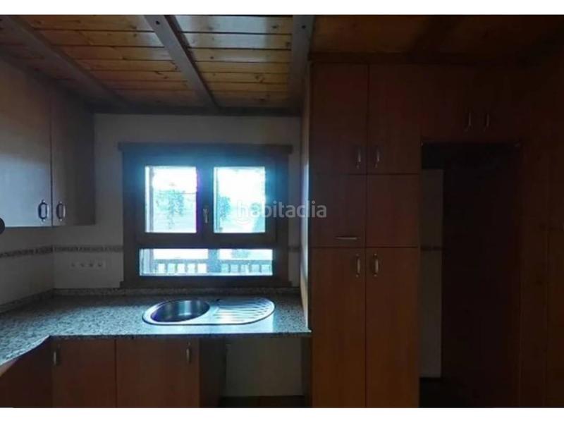 Foto 6df2b1b3-2045-4934-a1b2-775eca74a183. Casa con parcheggio in Lobios