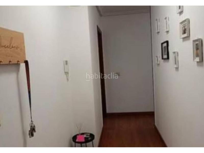 Foto 86f79a6c-8cdb-49c1-b20f-efcb65f48f1b. Apartament amb aparcament a Universidad Ourense