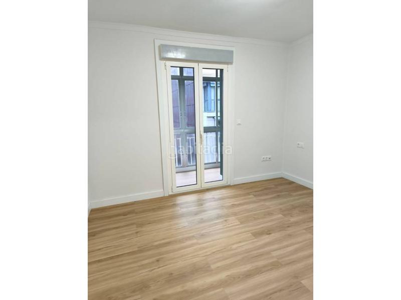 Foto 8e591c31-756e-4519-b95c-70853c5f14ea. Rent flat with heating parking in Centro Ourense