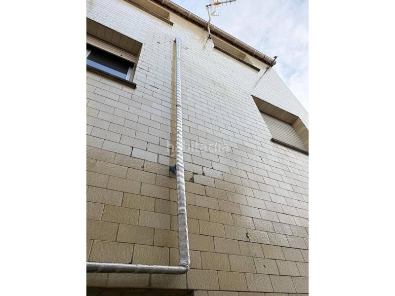Foto 08c8ee99-883e-4789-88bd-5adf043bcdf8. Edifici a Grove (O)