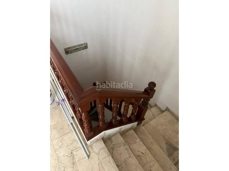 Foto 4f4d705c-7b64-4a28-adb8-68de531df2db. Edifici a Grove (O)