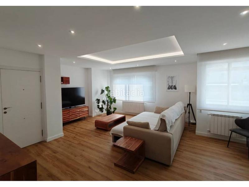 Foto b19a1134-324b-4efb-bfe0-2a28aaf7437e. Pis amb calefacció a Centro Ourense