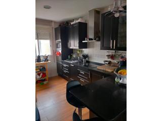 Appartement à Universidad. Venta de piso en ourense capital